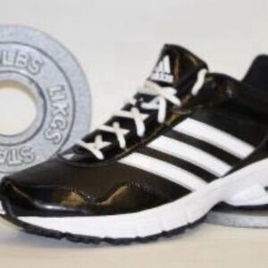 Adidas Men's Burgundy Low Top Lace Up Athletic Shoes - Size 11.5